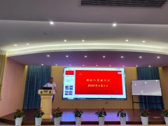 杨桂荣总裁亲自授课，设计培训会激发创意巧思