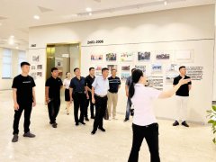 <b>参观交流，赋能成长</b>