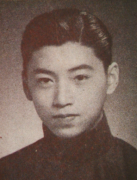 凝固的艺术，永恒的怀念——碑雕艺术与名人的故事