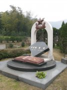 名人墓碑应该如何设计？探索永恒印记的艺术与思考